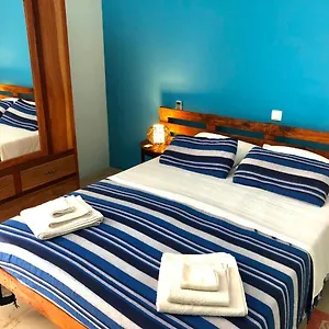 Casa Santa Barbara Deluxe Guest house
